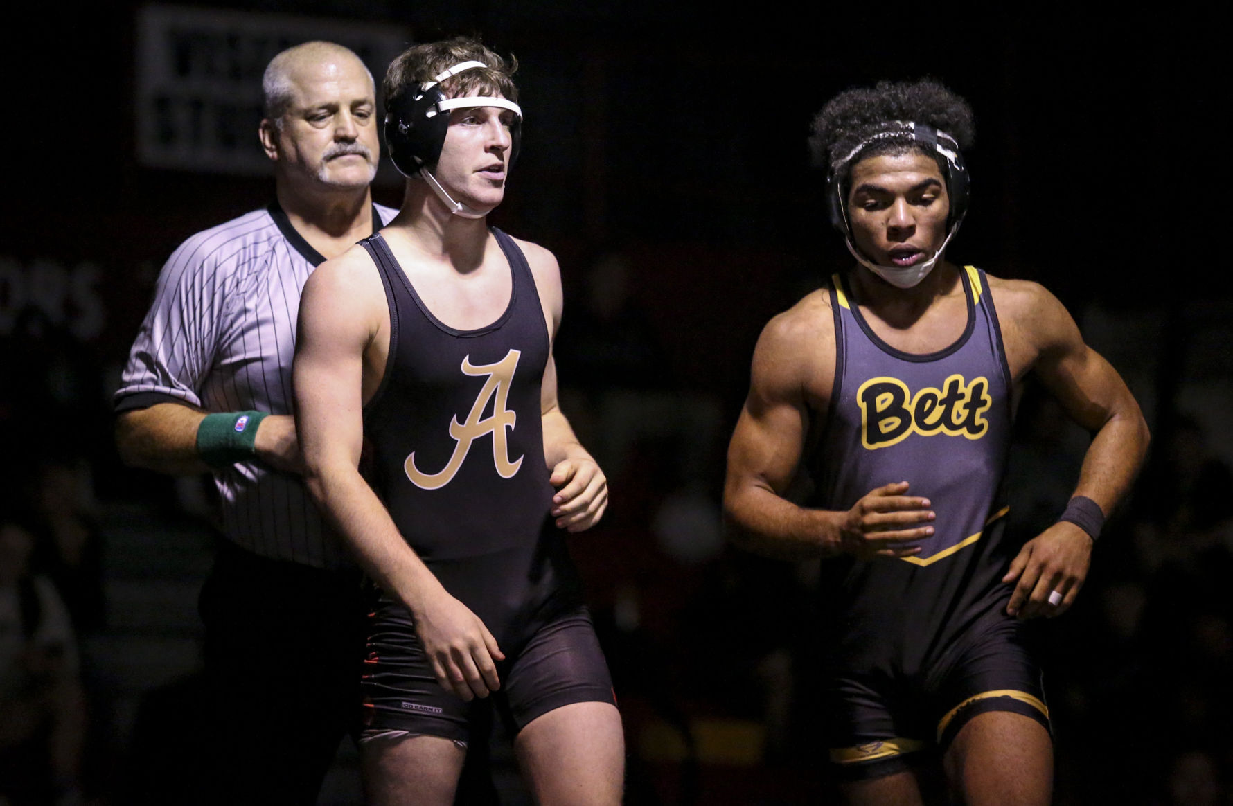 012418-BETTENDORF-ASSUMPTION-WRESTLING-014